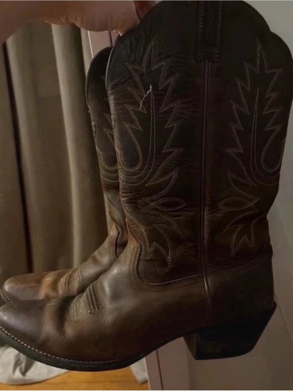 Ariat Women's Heritage Performance Western Boots- Round toe